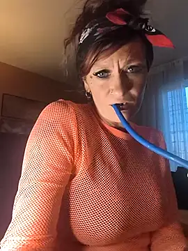 renegade vyxxen online show from April 2026 01:39:01 AM