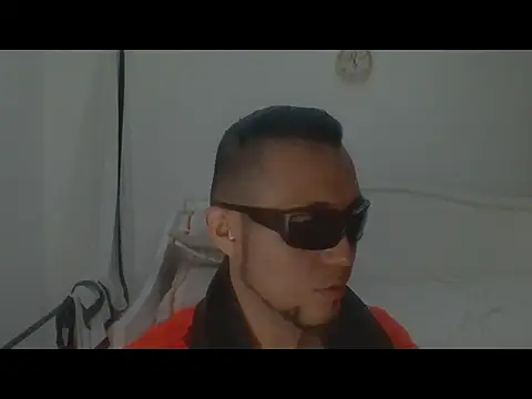 Snapshot of Yeye25199 chatting on January 2025 04:55:01 PM Yeye25199 online show from January 2025 04:55:01 PM