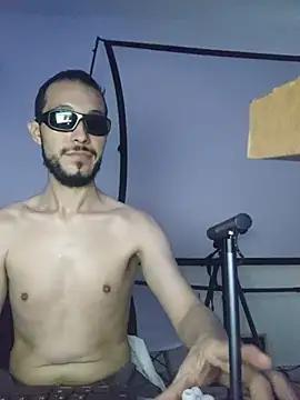 Snapshot of Yeye25199 chatting on October 2025 07:48:02 PM Yeye25199 online show from October 2025 07:48:02 PM