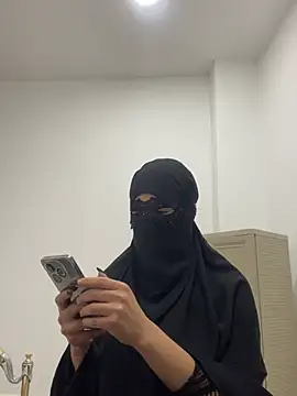 Snapshot of Hijabi_HotGirls chatting on February 2025 05:04:02 PM Hijabi HotGirls online show from February 2025 05:04:02 PM