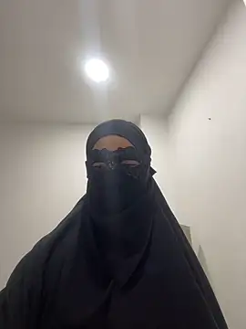 Snapshot of Hijabi_HotGirls chatting on March 2025 08:42:01 PM Hijabi HotGirls online show from March 2025 08:42:01 PM