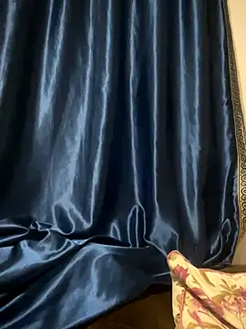 Snapshot of Hijabi_HotGirls chatting on October 2025 07:35:02 PM Hijabi HotGirls online show from October 2025 07:35:02 PM