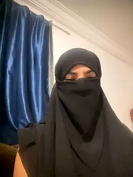 Snapshot of Hijabi_HotGirls chatting on October 2025 09:15:01 PM Hijabi HotGirls online show from October 2025 09:15:01 PM