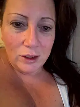 xsexycurvymilf online show from November 2025 07:52:02 AM