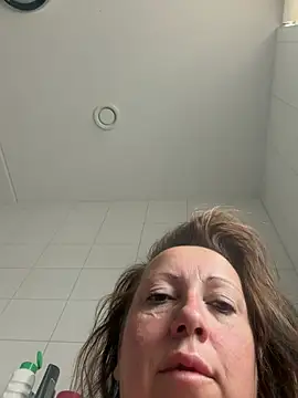 Snapshot of xsexycurvymilf chatting on July 2026 07:34:02 AM xsexycurvymilf online show from July 2026 07:34:02 AM