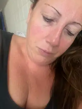 Snapshot of xsexycurvymilf chatting on August 2026 08:02:02 AM xsexycurvymilf online show from August 2026 08:02:02 AM