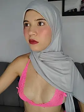 Snapshot of hanaa_18 chatting on July 2026 09:08:01 PM hanaa 18 online show from July 2026 09:08:01 PM
