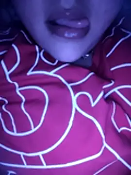  Redwine  online show from December 2025 05:30:01 PM