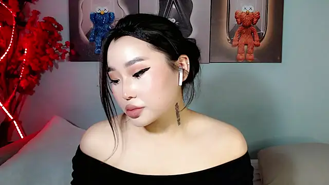 Snapshot of ichiben chatting on February 2025 12:03:02 PM ichiben online show from February 2025 12:03:02 PM