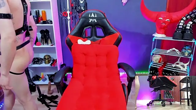 daven56 online show from February 2026 01:43:01 PM