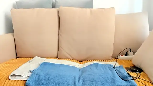 emmita69  online show from January 2025 04:30:02 PM