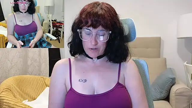 emmita69  online show from March 2026 11:19:02 PM