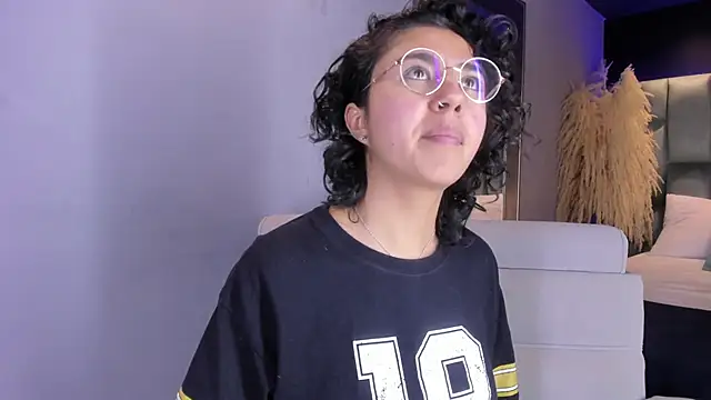 Amareto  online show from February 2025 06:22:01 PM