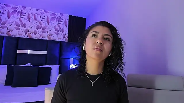 Amareto  online show from October 2025 11:10:01 AM