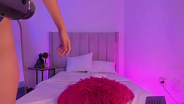 Snapshot of SakuraKato chatting on February 2025 05:04:01 PM SakuraKato online show from February 2025 05:04:01 PM