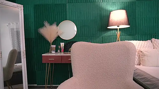 HaileyMoonn online show from November 2025 04:26:02 AM