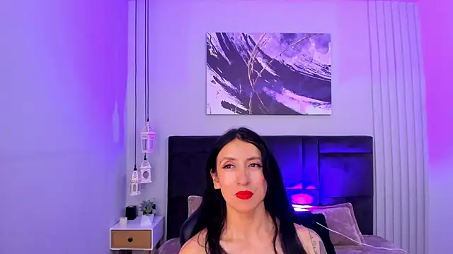 kira moon   online show from March 2026 08:54:01 PM