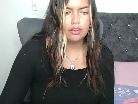 Snapshot of sweetkitty_16 chatting on March 2026 05:02:01 AM sweetkitty 16 online show from March 2026 05:02:01 AM