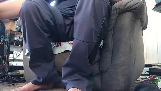 ButtCrackShowing-OOPS online show from March 2026 08:01:01 PM