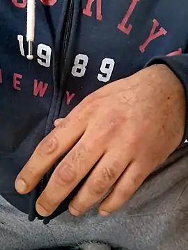 molozeb online show from December 2025 10:11:02 AM