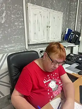 Klio5678 online show from June 2026 08:33:02 PM