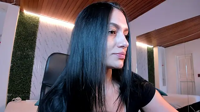 carina rossi online show from October 2025 12:35:02 PM