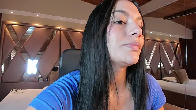 carina rossi online show from October 2025 12:40:02 PM