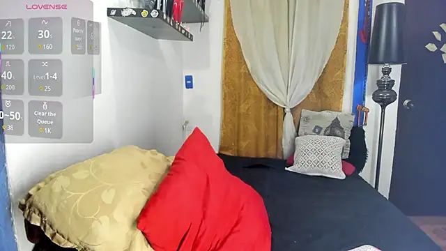 SARAMISHA online show from October 2025 08:04:02 PM