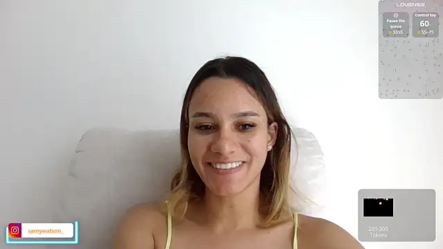 Snapshot of SamanthaWatson chatting on April 2026 02:33:01 PM SamanthaWatson online show from April 2026 02:33:01 PM