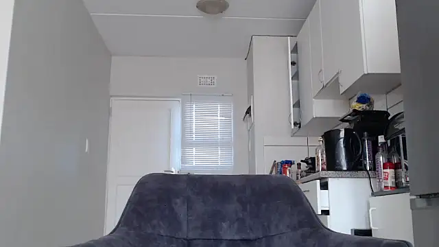 officialkhakes za online show from November 2025 06:12:01 AM