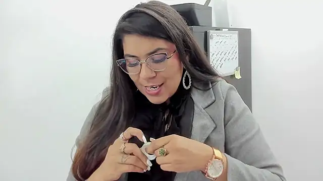 Luna Dumont online show from September 2025 11:10:02 AM