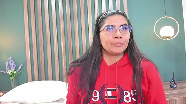 Luna Dumont online show from September 2025 07:51:02 PM