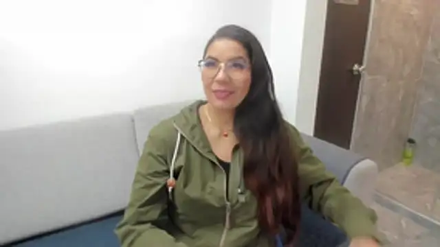 Luna Dumont online show from January 2026 11:15:01 AM