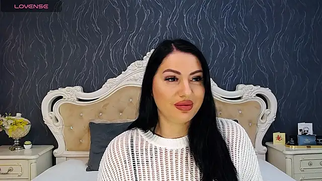 Snapshot of Lauren_Saint chatting on January 2025 08:32:02 AM Lauren Saint online show from January 2025 08:32:02 AM