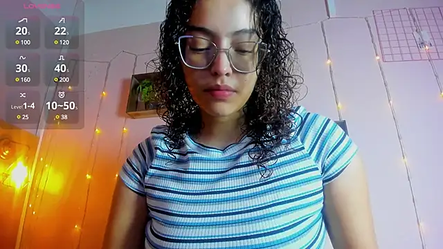 Dollar-girl online show from February 2025 11:49:01 AM