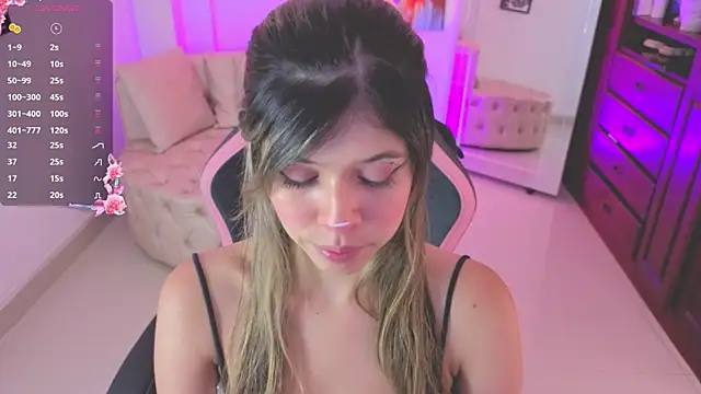 NATAASHA    online show from October 2025 06:48:01 PM