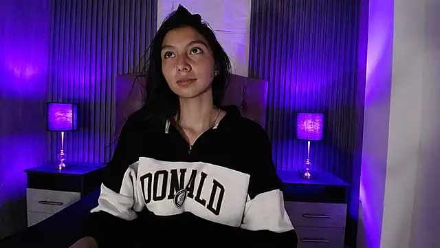 kendall saenz online show from January 2025 07:26:02 PM