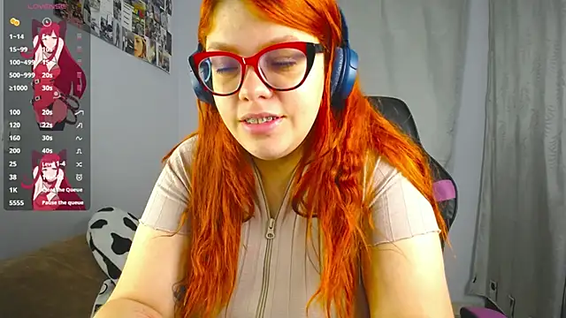 lucie nicolls online show from March 2025 08:23:02 PM