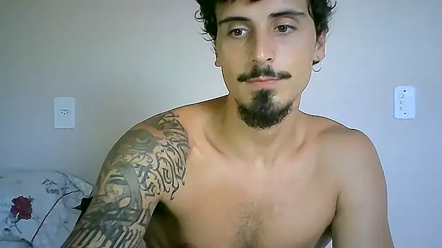 Snapshot of milkoffe chatting on January 2025 04:33:01 PM milkoffe online show from January 2025 04:33:01 PM