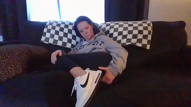 SidneyRaee online show from December 2024 08:03:02 PM