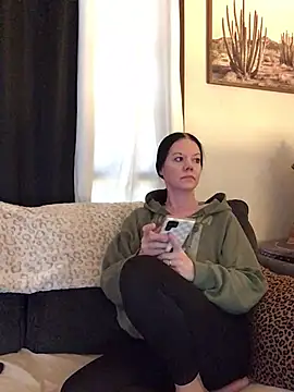 SidneyRaee online show from March 2026 05:50:02 PM