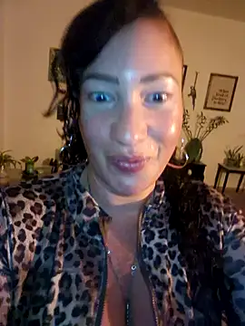 TheGoddessBianca online show from December 2024 04:03:01 PM