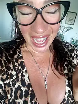 TheGoddessBianca online show from December 2024 08:09:01 AM