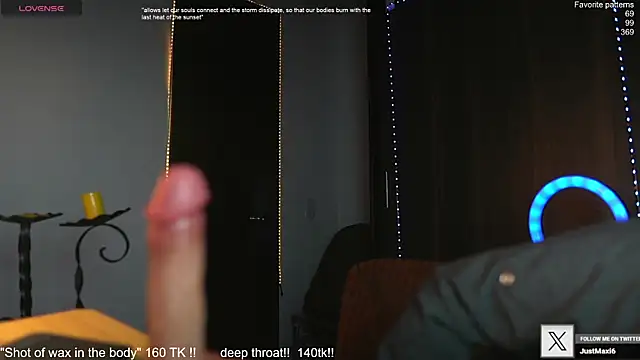 Snapshot of just_maxii chatting on September 2025 01:10:01 AM just maxii online show from September 2025 01:10:01 AM