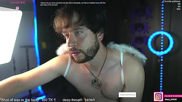 Snapshot of just_maxii chatting on October 2025 11:36:01 PM just maxii online show from October 2025 11:36:01 PM