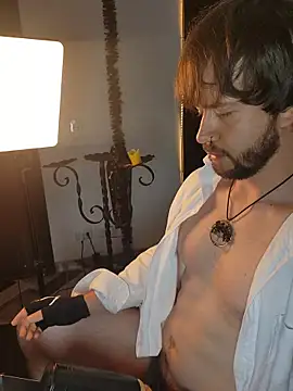 just maxii online show from October 2025 11:39:02 PM