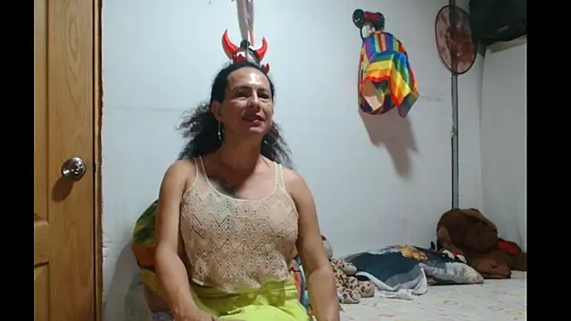 abbycrespa online show from March 2025 03:31:02 PM