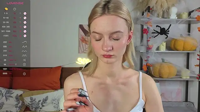 IdaValenti online show from November 2025 12:20:01 AM