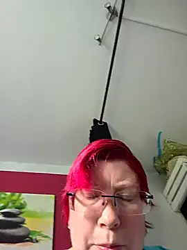 dieGeile0411 online show from October 2025 09:50:02 AM