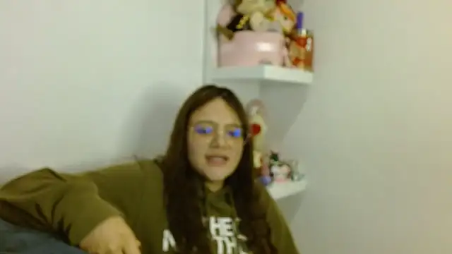 Snapshot of _Sarahh_0 chatting on December 2024 02:16:01 AM  Sarahh 0 online show from December 2024 02:16:01 AM